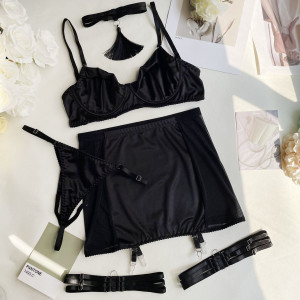 Set lenjerie intima sexy din satin elastic cu insertii de dantela fina, negru, 5 piese #BB4555 - Img 11