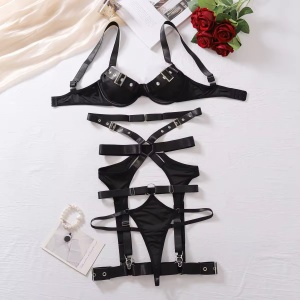 Set lenjerie intima sexy elastica cu decupaje la slip si sutien, catarame decorative, negru, 4 piese #BB4480 - Img 9