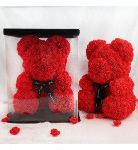 Ursulet romantic decorat cu miniroze rosii - Rose Bear