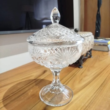 Cristalit Bohemia - Bomboniera pe piedestal cu capac 24 cm Venera