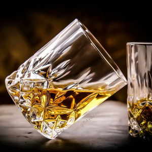 Cristal Bohemia - Set 7 piese Decantor de whisky + 6 pahare Nobilis - Img 5