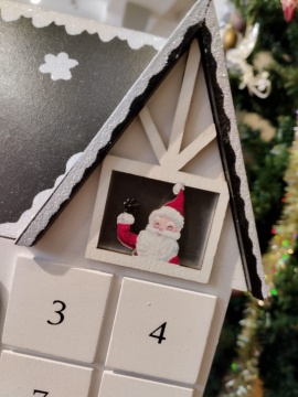 Casuta Calendar Advent din lemn cu lumini 37 cm - Img 7