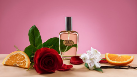 C20 - APA DE PARFUM FEMEI