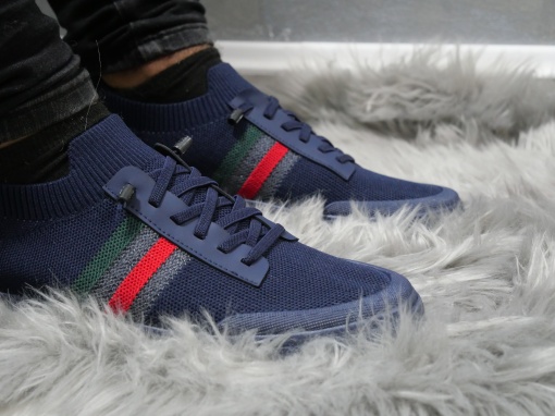 Adidași bărbătești bleumarin din pânză, cu design tricolor și stil sport-casual