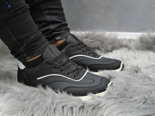 Pantofi Sport Bărbați Black HQ2651