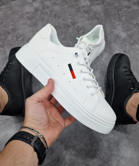 Adidasi LIFE C18 ALB LOGO BRODAT