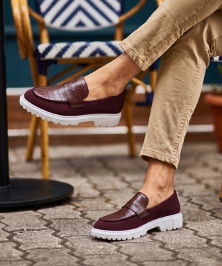 Mocasini burgundy din piele neagră cu talpa alba - SKIN - Img 3