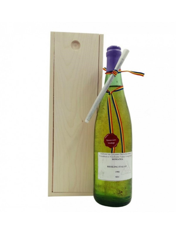Valea Calugareasca Riesling italian 1981 Cutie Lemn 0.75L