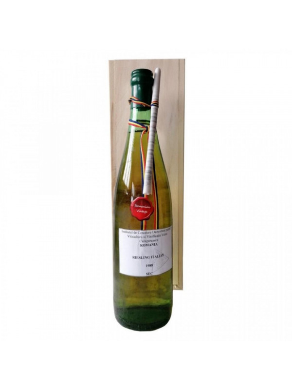 Riesling Italian Valea Calugareasca 1988 Cutie Lemn 0.75L