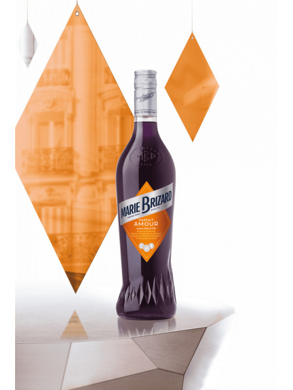 Lichior Marie Brizard Parfait Amour 0.7L