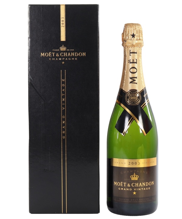 ワイン MOET CHANDON 2006 GRAND VINTAGE Champagne Moet & Chandon, Grand Vintage, 2006, gift box, 750 ml
