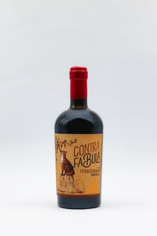 Gramofon Wine Contra Fabula Fetească Neagră Demidulce 0.5L
