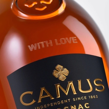 CAMUS  V.S.O.P.（COGNAC） Camus Cognac VSOP 0.7L