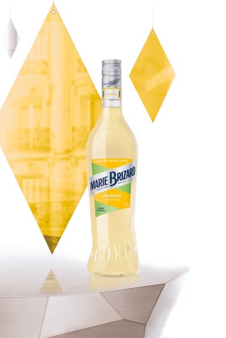 Lichior Marie Brizard Ananas 0.7L