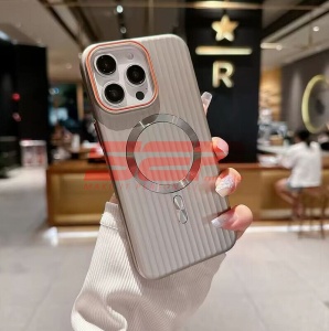 Husa PC Metallic Lines Magsafe Apple iPhone 16 Ivory - Img 2
