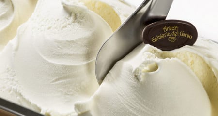 Inghetata cu Lapte de Parma ( Fior di Latte)Antica Gelateria del Corso vascheta 2.500 g