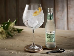 Apa tonica de flori de soc Elderflower, FEVER TREE 200ml - Img 3