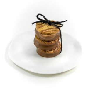 Biscuiti cu bezea de alune si crema de alune, Byzantine Peters 85g - Img 4