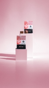 Mărțișor Dulce Cu 2 Praline Premium Blossom Peters 25g - Img 3