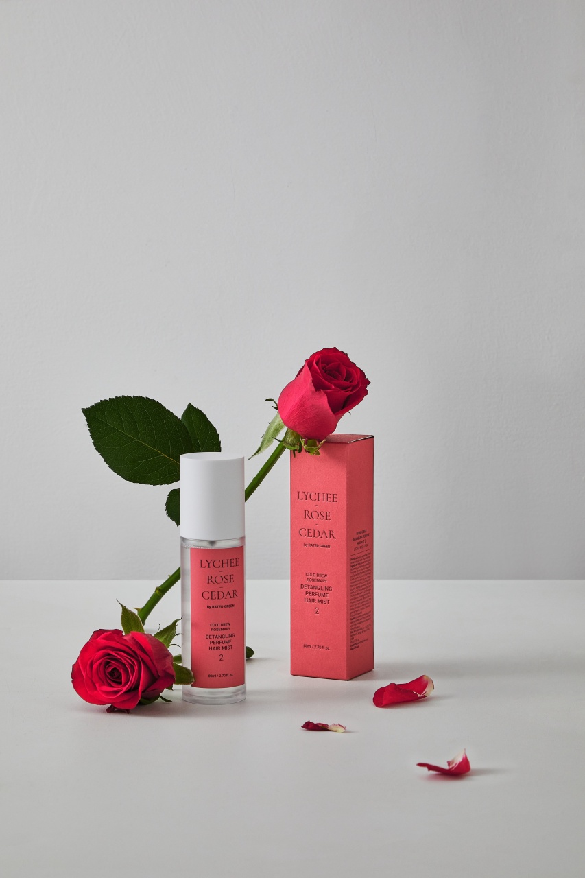 Rated Green, Detangling Perfume Hair Mist 02 (Lychee-Rose-Cedar), spray pentru descurarea părului, 80 ml - 1 | YEO
