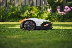 Robot de tuns gazonul IMOW 5.0 , Stihl, latime tundere 28 cm, inaltime tundere 60 mm, inclinatie 40%. 1500 mp - Img 4