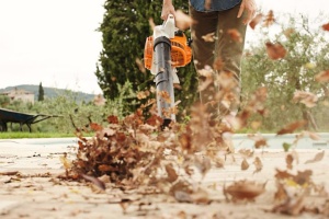 Suflanta pe benzina Stihl BG 56, putere 0.7 kW, debit aer 700 mc/h, putere suflare 13 N - Img 4