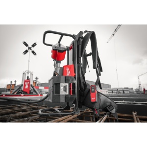 Vibrator de beton MX FUEL™ cu rucsac, MXF CVBP-0 Milwaukee - Img 3