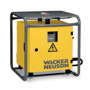 Convertizor electronic de frecventa si tensiune Wacker Neuson FUE10/042/200W, stationar, cu reglare de frecventa infinit variabila pentru functionare pe conexiuni de 42 V, curent iesire 145 A