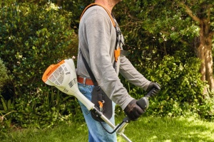 Motocoasa pe benzina Stihl FS 56, motor 2 timpi, 1.1 CP, 27.2 cm³, 42 cm - Img 3