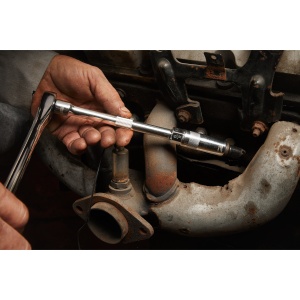 Cheie tubulara 3/8" pentru bujie 16mm, 4932480675 Milwaukee - Img 2