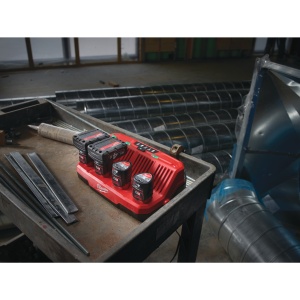 Incarcator cu 4 porturi M12 C4, tip incarcator secvential, Milwaukee, cod 4932430554 - Img 3