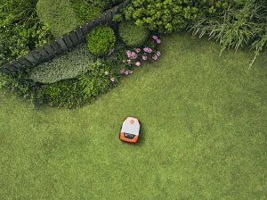 Robot de tuns gazonul IMOW 6.0 , Stihl, latime tundere 28 cm, inaltime tundere 60 mm, inclinatie 40%, 3000 mp - Img 5