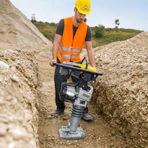 Mai compactor Wacker Neuson AS50e, compatibil cu acumulatori, forta de impact 16 kN, greutate 71 kg - Img 3