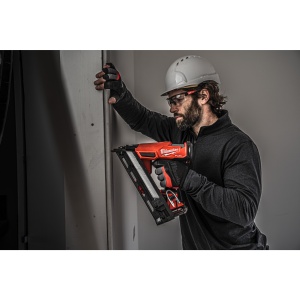 Pistol inclinat pentru cuie M18 FN15GA-0X, capacitate magazie 110, unghi inclinare 34°, Milwaukee, cod 4933478091 - Img 3