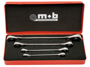 Set 4 chei cu dublu clichet reversibil 4×4 in cutie metal 4