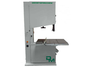 Fierăstrău de bandă Profi Sn900 de Damatomacchine, cu volane de 900 mm și o înălțime maximă de tăiere de 560 mm.