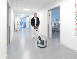 Aparat monodisc pentru curatarea si slefuirea podelelor Nilfisk FM400 D, 370 rpm, 430 mm - Img 2