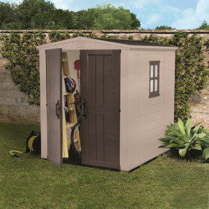 CASA GRADINA DIN PLASTIC. FACTOR 6X6
