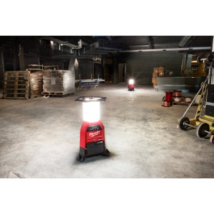 Lampa de santier compacta cu LED si incarcator integrat M18ONESLDP-0, 9000 lumeni, Milwaukee, cod 4933459160 - Img 3