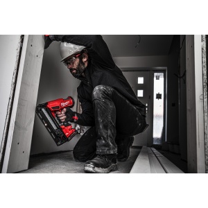 Pistol înclinat pentru cuie 16 GA M18 FUEL™ Milwaukee M18FN16GA-202X, cod 4933478092, 2 x M18 B2 acumulator, M12-18 FC încărcător, cutie HD - Img 4