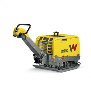 Placa compactoare reversibila Wacker Neuson DPU80Lec670, diesel, racire cu apa, greutate 758 kg, forta de impact 80 kN, pornire electrica, sistem Compatec - Img 3