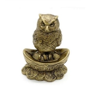 Statueta Feng Shui Bufnita cu pepita si monede chinezesti 9cm FS112