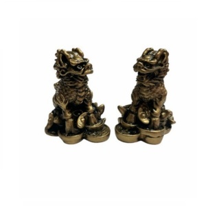 Pereche de Chi Lin maro din rasina 5,5 cm