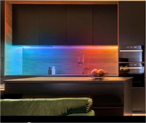 TP-Link Tapo L930-10 Smart light strip kit, 16 milioane culori 300 LED- uri RGB +300 LED-uri albe, 2 x 5m, dimensiuni: 5000 × 10 × 30 mm fiecare, Wi-Fi Protocol: IEEE 802.11b/g/n, Frecventa: 2.4 GHz, 2000 lm, 2500–6500 K. - Img 3
