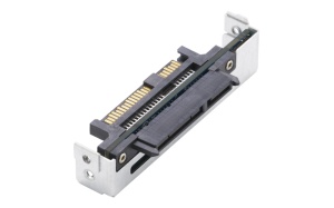 QNAP QDA-SA3. Interfaţă gazdă: SAS, Interfață ieșire: SATA. Culoarea produsului: Negru, Gri. Rată transfer de date (max): 6 Gbit/s. Lățime: 69,9 mm, Adâncime: 21,8 mm, Înălţime: 14,5 mm