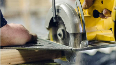 4 scule de mobilier utile oricarui mester de mobila