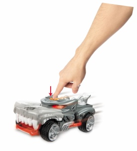 MASINA CU LUMINI SI SUNETE, MONSTER ACTION-HOTWEILER, HOT WHEELS - Img 3