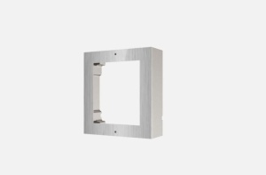 Panou frontal pentru un modul videointerfon modular Hikvision DS-KD- ACW1/S; montare aplicata; material otel inoxidabil; dimensiuni: 117mm x 1 07mm x4mm;