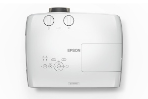 Proiector Epson EH-TW7100, 3LCD, 4K PRO-UHD, 3.000 lumeni, 16:9, 100.000:1, lampa 3.500 ore/ 5.000 ore, dimensiune maxima imagine 500", 2 * USB 2.0 Type A, USB 2.0 Type Mini-B, 2* HDMI, Bluetooth, audio in/ out, Kensington lock, 4K enhancement, Wireless - Img 1