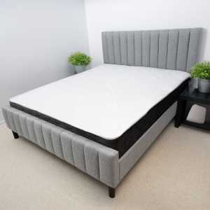 Set pat dublu Erzon, elemente lemn masiv, tapitat cu stofa, somiera inclusa, gri si saltea ortopedica Optima Silver Care, plasa de arcuri, reversibila,160x200 cm